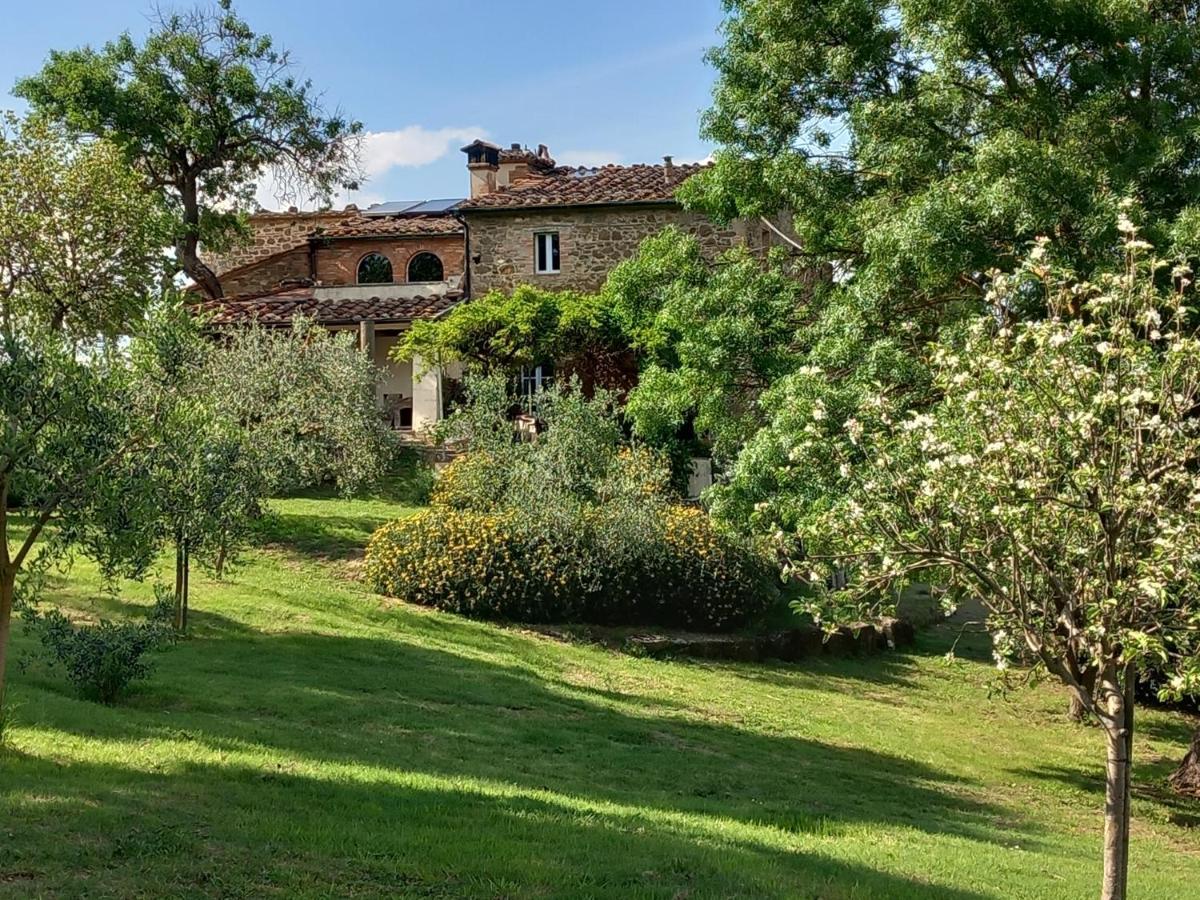 Agriturismo Timignano Apartment Monteguidi ภายนอก รูปภาพ